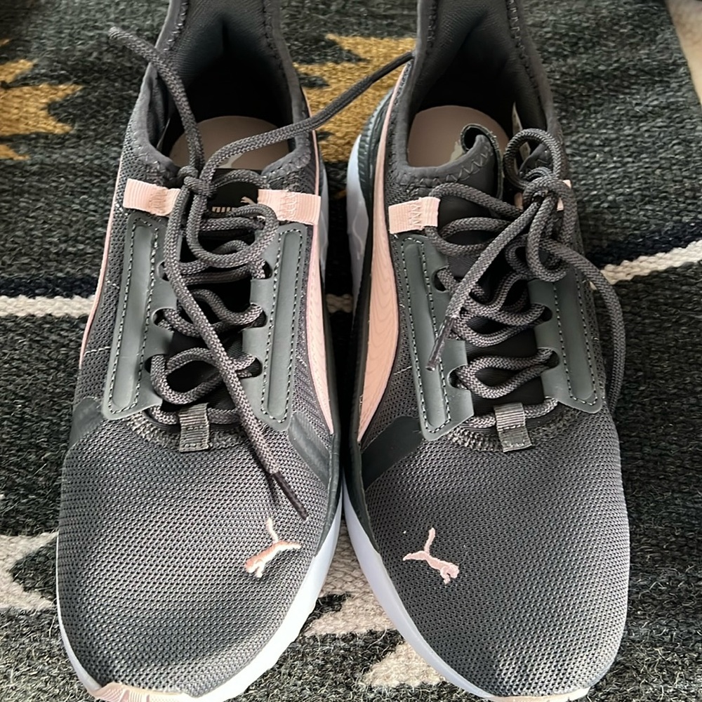 Puma women shoe size 8